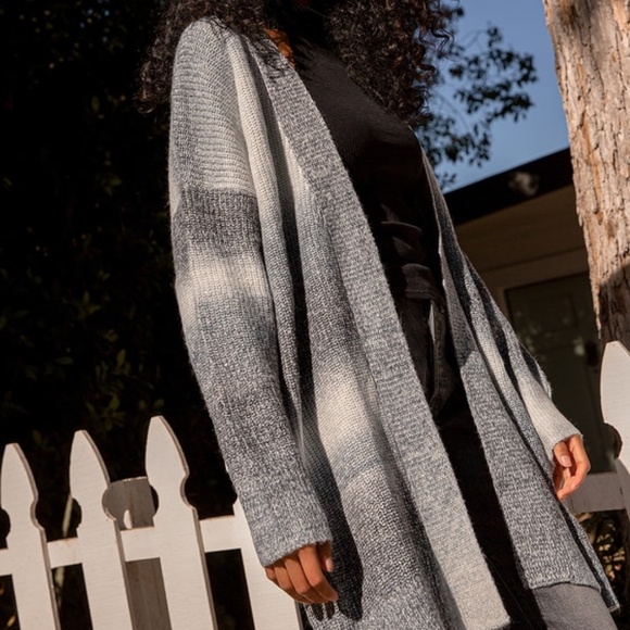 Lulus Wave Of Cozy Charcoal Ombre Knit Cardigan Sweater Grey - Size M - Picture 2 of 7